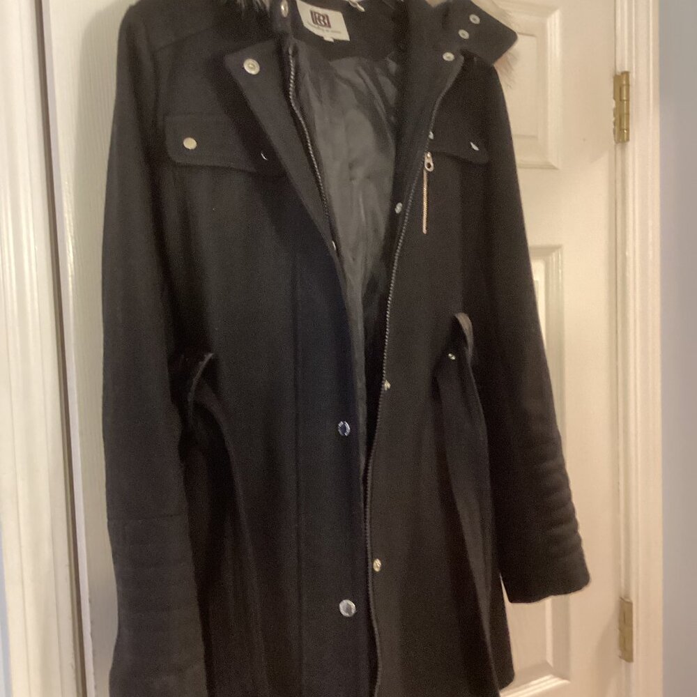 Laundry by Design Size M Ladies Black Wool Winter Coat with Faux Fur Trimed Hood - Picture 4 of 12